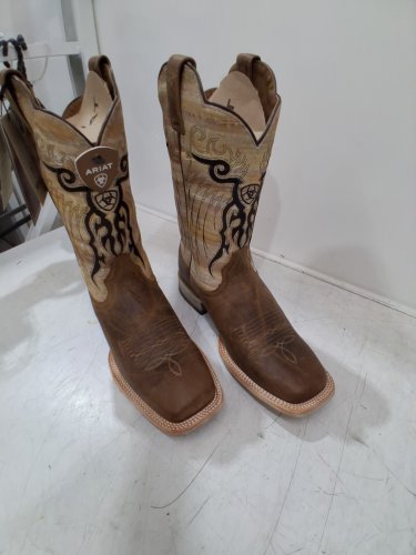 men's ARIAT Mesteno Western Boot - size 11 EE wide - Brown Dust Devil Tan/Marble (STYLE: 10018306) image 5