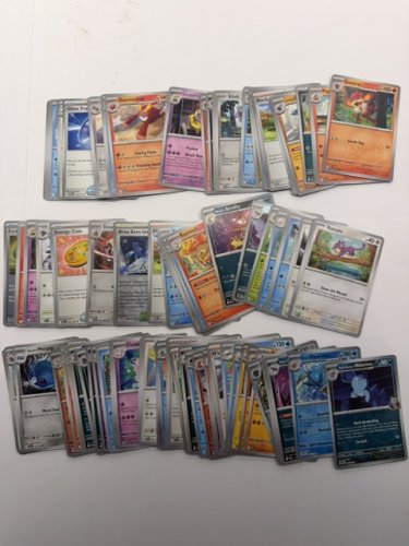 100 ASSORTED POKEMON TRADING CARDs image 2