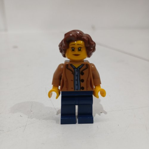 LEGO COLLECTIBLE MINI FIGURES - MODULAR BUILDINGS COLLECTION image 2