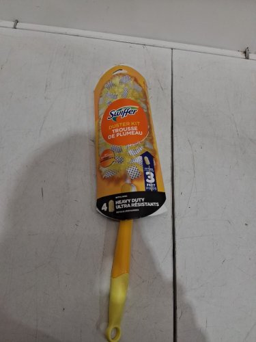 SWIFFER DUSTERS HEAVY DUTY 3FT EXTENDABLE HANDLE STARTER KIT FOR MULTI SURFACE CLEANING with 4PK of DUSTERS - yellow image 2