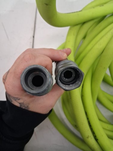 FLEXZILLA BY LEGACY HEAVY DUTY/LIGHTWEIGHT, GARDEN HOSE - 1/2" x 50FT - GREEN image 3