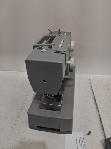 SINGER Heavy Duty High Speed Sewing Machine - GREY (MODEL: HD4423) image 5