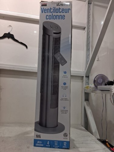 Seville Classics UltraSlimLine oscillating Tower Fan With Touch Control and remote control - 40" - silver (model: 1272802) image 2