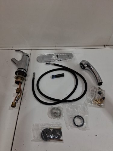 PFISTER SHELTON PULL OUT KITCHEN FAUCET - POLISHED CHROME image 3