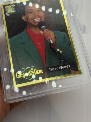 GRADED 9.0 MINT 2001 LEGENDS SPORTS VOL 13 NUM 1 #NNO TIGER WOODS 1997 MASTERS CARD image 3
