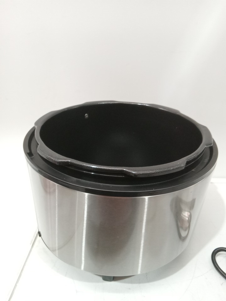 STARFRIT ELECTRIC PRESSURE COOKER - STEAM TRAY, MEASURING CUP & SPATULA- 8L CAPACITY - BLACK (MODEL: 024603) image 15