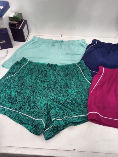 4 ASSORTED PAJAMA SHORTS - MED - ASSORTED BRANDS image 3