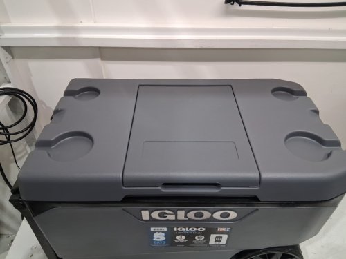 igloo maxcold latitude roller cooler - 90QT - grey (model : 1872190) image 10