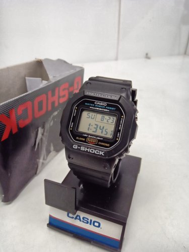 MEN'S CASIO G-SHOCK water resistant solar g-5600 series watch - 42.8mm - BLACK (DW-5600uE-1v) image 5
