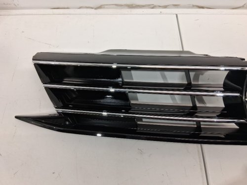 MotorFansClub Front Grill Insert Bumper Upper Center Grille - fit for 2015 to 2017 volkswagen jetta models - black (model:888814515) image 4