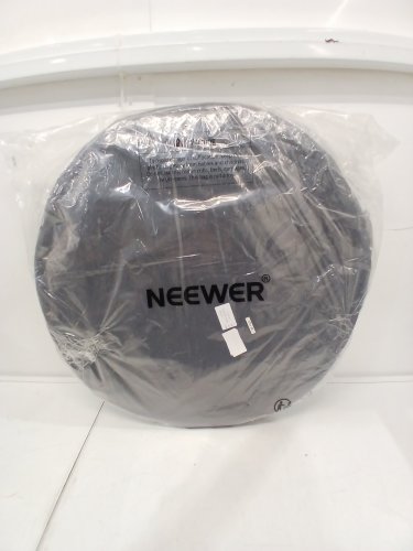 NEEWER 5-IN-1 PORTABLE LIGHTING REFLECTOR AND DIFFUSER KIT - 59" X 79" (MODEL: RF-1520) image 2