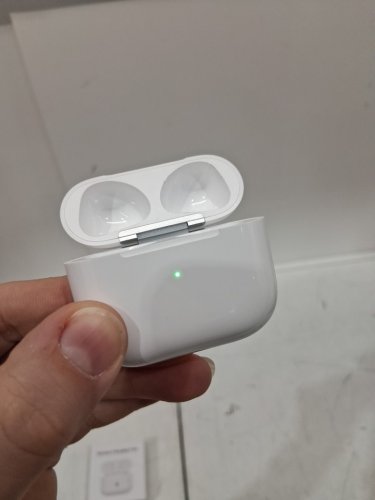 AirPods Pro and and Pro 2 Generation Replacement Charging Case - white image 3