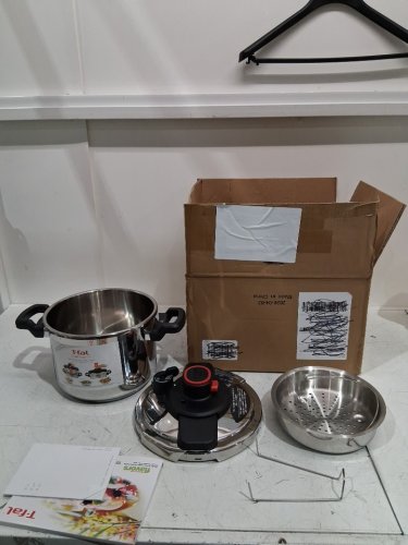 T-fal Clipso Stainless Steel Pressure Cooker- 6-litre  (MODEL-7114000369) image 6