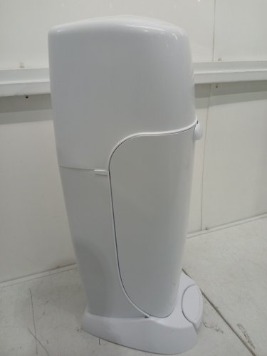 Playtex Diaper Genie Complete Diaper Pail System - White (model: I000422) image 4