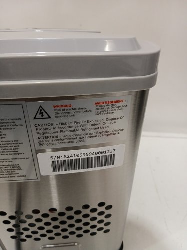 Frigidaire Stainless Steel Countertop Ice Maker with 26 lb/Day bullet ice - Silver (model: EFIC127-SS-SC-EP) image 4