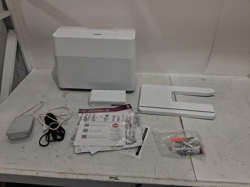 Brother computerised 70 stitch Sewing & Quilting Machine with lcd display, hard cover & extension table - White (Model: CS7000X) image 3