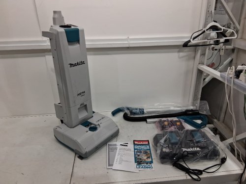 Makita LXT Li‑Ion Cordless Upright Vacuum Cleaner with 2 batteries and charger - 36V - 5.0L - light grey/blue (model: dvc560) image 2