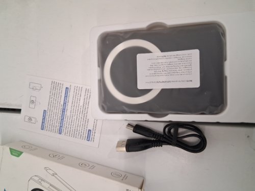 YIISONGER MAGNETIC WIRELESS POWER BANK - 10,000 MAH - black -(MODEL: KT-D011) image 3