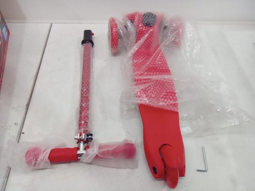 KIDS Rugged Racers 3-Wheel with LED Lights SCOOTER - RED/PINK (MODEL:BH19898) image 3