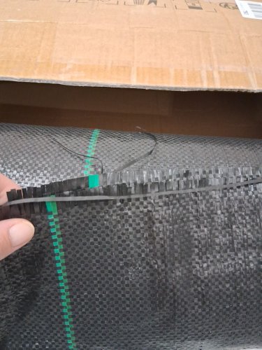 HEAVY DUTY PREMIUM FABRIC WEED PLANT BARRIER - 6FT X 300FT - BLACK (MODEL: 6*300FT70) image 4
