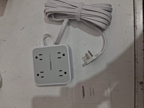 TESSAN Flat Plug Power Bar  Surge Protector Power Strip Ring Pull with 3 USB (1 USB C) 4 Outlets, - 5ft - white - (Model: TS-1026-C) image 4