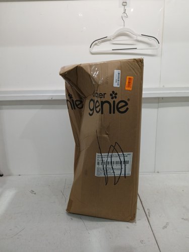 Playtex Diaper Genie Complete Diaper Pail System - White (model: I000422) image 2