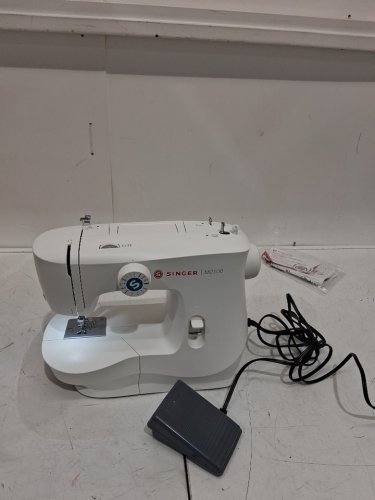 SINGER 63 STITCH BEGINNER SEWING MACHINE - WHITE (MODEL: M2100) image 3