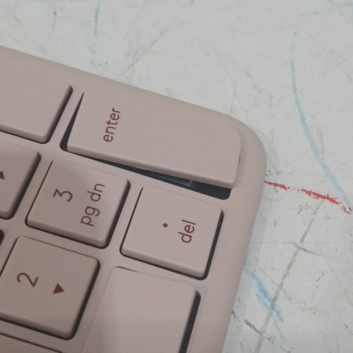 Logitech MK470 Slim Wireless Keyboard - Long Battery life, Ultra Quiet, 2.4 GHz USB Receiver, Plug n' Play Connectivity - pink Rose (Model: ‎920-009443) image 4
