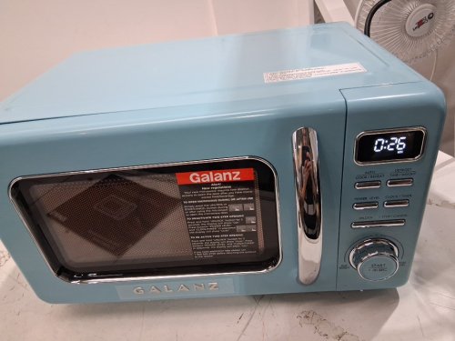 GALANZ RETRO-STYLE DIGITAL MICROWAVE OVEN - 0.7CU FT - bebop BLUE (MODEL: GLCMKZ07BER07) image 6