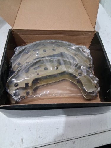 Top Quality Rear Drum Brake Shoe - for select makes and models - (model: nb-917b) image 2