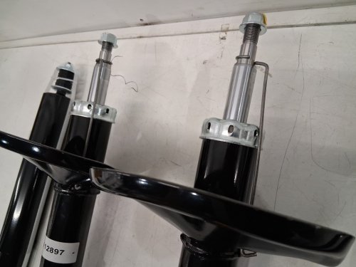 4PC Front & Rear Struts Shocks Suspension Absorbers Kit - 1996 - 2000 Toyota RAV4 - Black/Silver (Model: E80863201CP) image 3