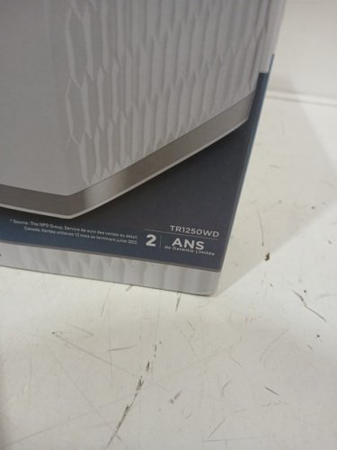 BLACK+DECKER Honeycomb Collection 2-Slice Toaster - white (model: TR1250WD) image 3