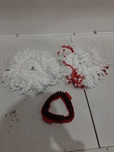 3pc vileda easy wring mop refills and scrub brush - white/red image 3