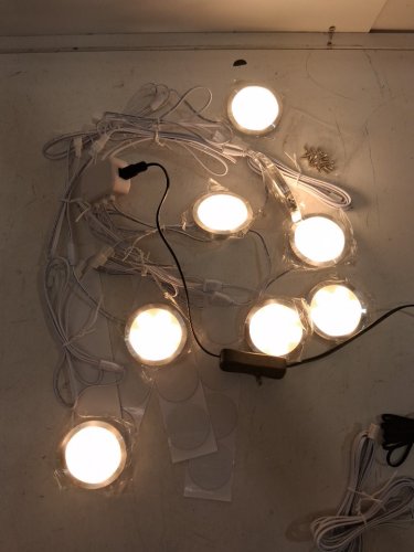 8PK AIBOO UNDER CABINET LED LIGHTING WITH 12V PLUG-IN ADAPTER AND DIMMABLE CAPABILITY - WITH REMOTE CONTROL - NATURAL WHITE LIGHT image 2