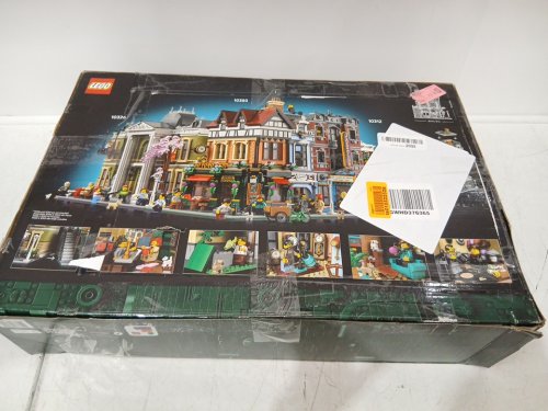 3266PC LEGO ICONS TUDOR CORNER Building Set - FOR AGE 18+ - MULTICOLOR (model: 10350) image 3