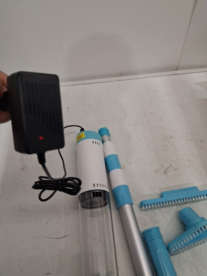 4-in-1 Cordless Rechargeable Small Pool Vacuum - 12GAL/MIN - Blue/White (Model: 1822) image 6