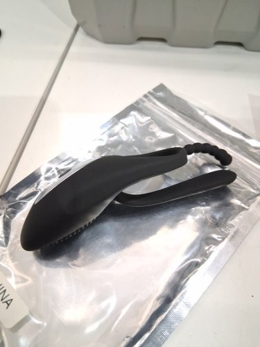 men's rechargeable vibrating cock penis Ring - black image 4
