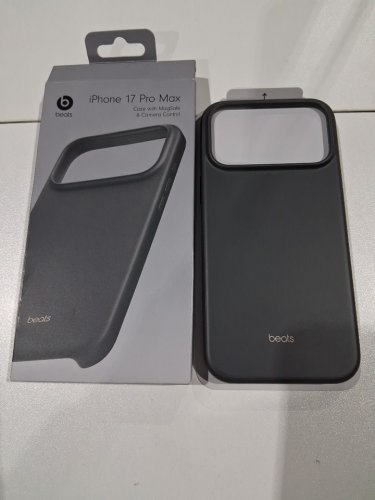 Beats iPhone 17 Pro Max case with MagSafe & Camera control - GREY - (MODEL: A3508) image 2