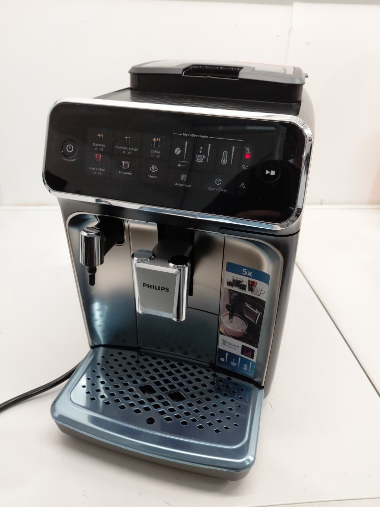 Philips 3300 Series Fully Automatic Espresso Machine With Intuitive Touch Display & Classic Milk Frother - Black/Chrome - (MODEL: EP3326/90) image 2