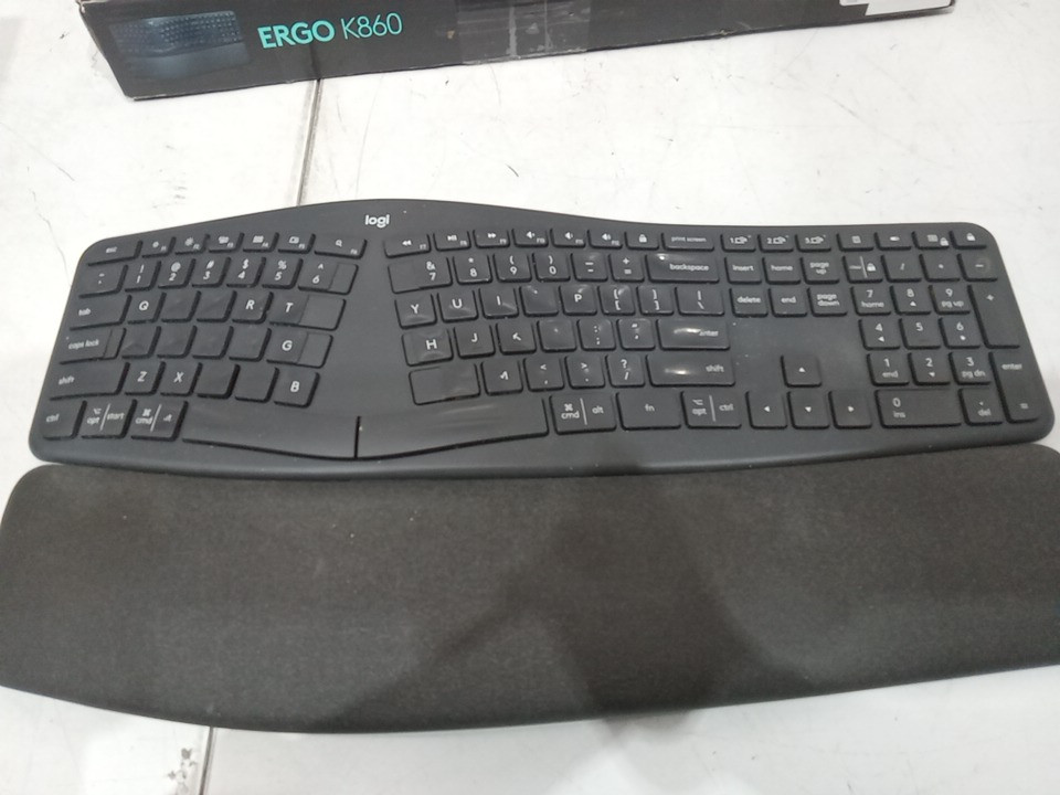 Logitech ERGO K860 Bluetooth Wireless Ergonomic Keyboard with Built-in Wrist Rest and Unifying Receiver (Model:‎ YR0072) image 3