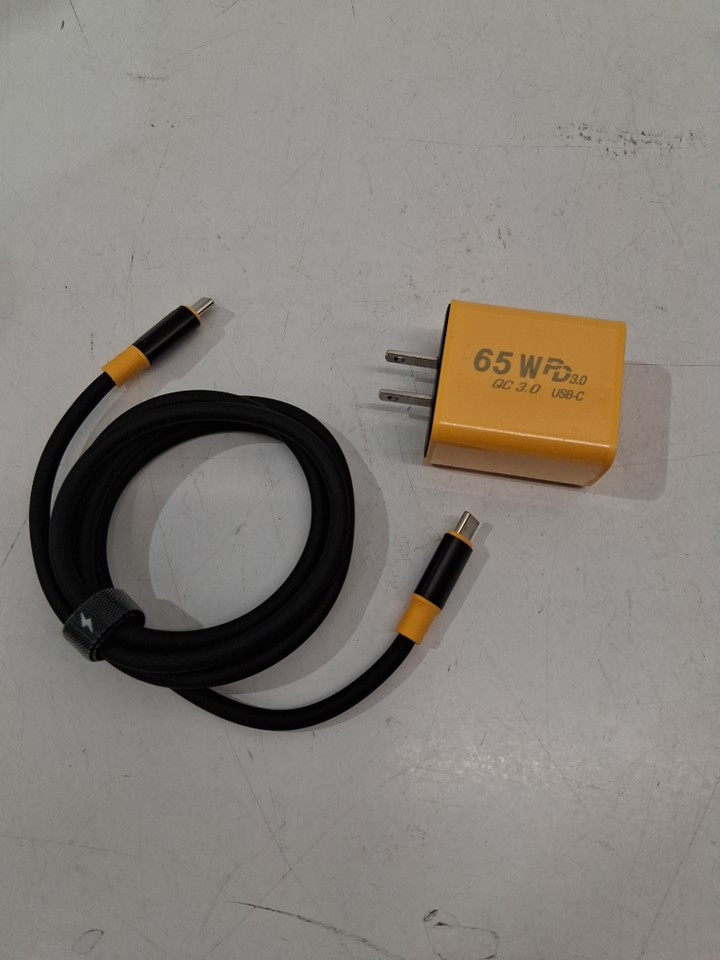 Fast GaN 4-Port USB C Plug Charger + Digital Display Cable Charger block with usb-c cable  - 65W  - yellow image 2