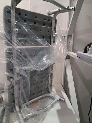 MEDLINE GUARDIAN BATHTUB TRANSFER BENCH WITH BACK SUPPORT & SUCTION FEET - 400LBS CAPACITY - GREY (MODEL: G3-100KBX1) image 5