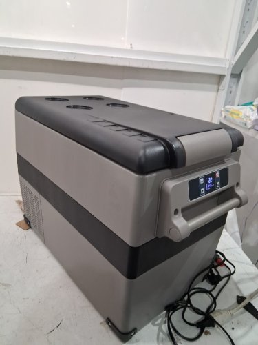 EUHOMY ELECTRIC COOLER CAR REFRIGERATOR WITH BLUETOOTH APP CONTROL - 12V/24V DC - 47QT - BLACK/GREY - (MODEL: CF-45)) image 2