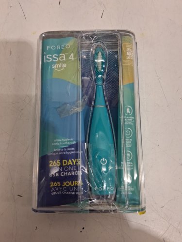 FOREO ISSA™ 4 Sensitive Electric Sonic Toothbrush Set - Mint image 3