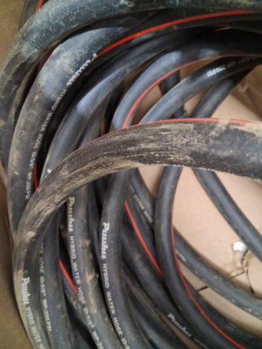 puuku hybrid water hose - 25ft x 5/8" - 200psi - black/red image 5