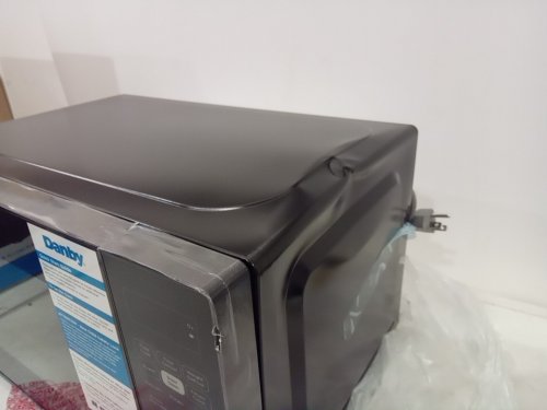 DANBY COUNTERTOP MICROWAVE OVEN - 0.7 CU/FT - BLACK ( MODEL- DBMW0721BBB) image 5