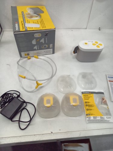 Medela Pump maxflow In Style Double Electric Breast Pump- 21mm/24mm shields image 2