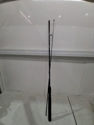 Penn Mako Lightweight fishing rod - line weight 8 - 10LBS - lure weight 1/16 - 3/4oz - 6FT - black/silver image 2