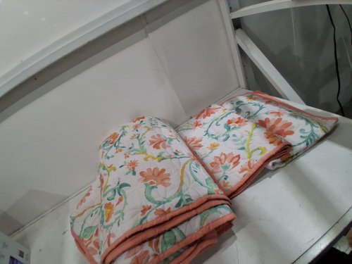 3pc Martha Stewart Quilt Set - with 1 quilt, 2 shams - pink/white /green (model: 1599227) image 3
