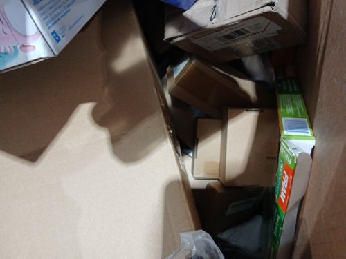 assorted MIXED item MYSTERY PALLET - VARIOUS PRODUCTS - aprox 300+ - (pallet #22) image 8